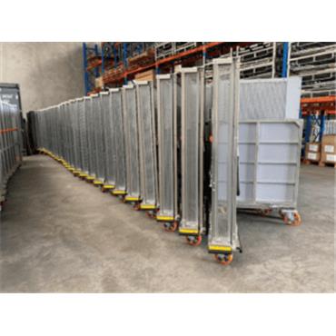 Rollcontainer in L-Form